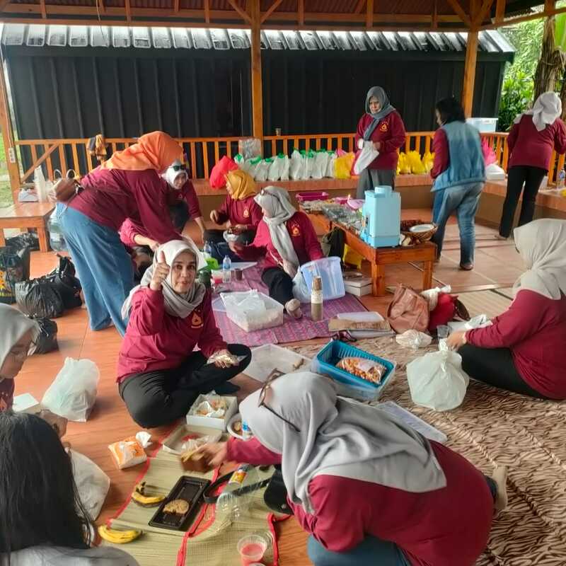 Penginapan  dimulai dari Rp 700.000.- / Malam sampai dengan Rp 1.300.000.- / Malam