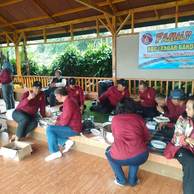 Penginapan  dimulai dari Rp 700.000.- / Malam sampai dengan Rp 1.300.000.- / Malam