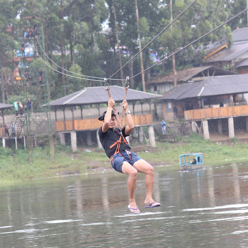 FlyngFox Rp 30.000.- / Orang