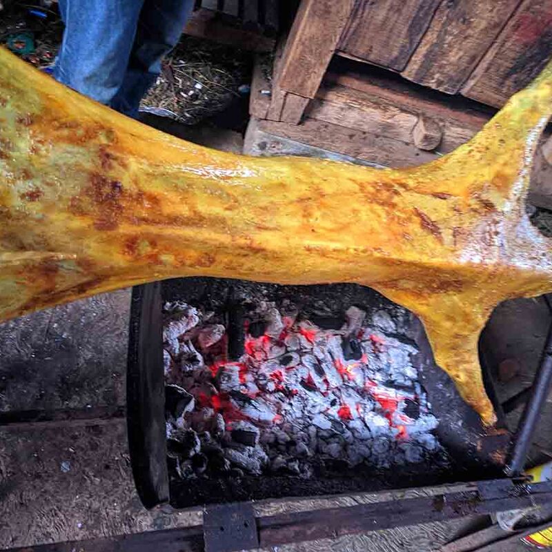 Kambing Guling & Live Music Rp 2.500.000 / 1 Paket